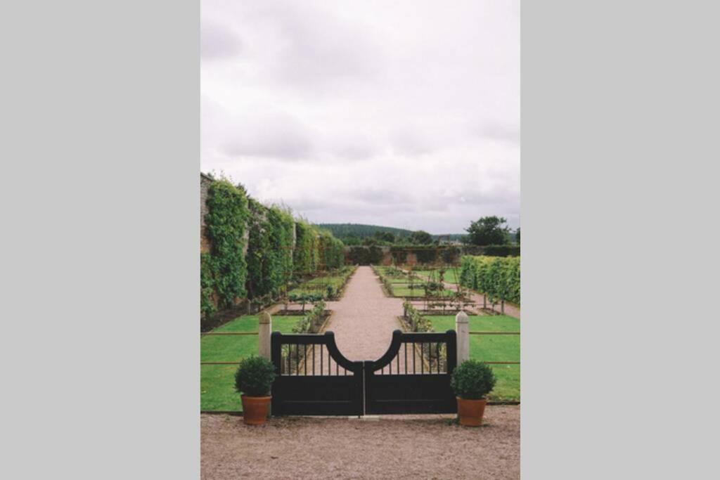 Garden Cottage, Fochabers Esterno foto